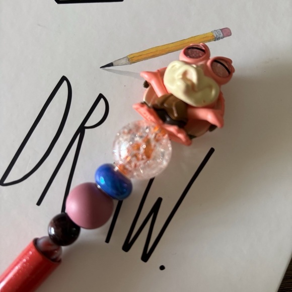 Disney Doorables: Star Wars: Jar Jar Binks handmade beaded pen - Picture 3 of 4
